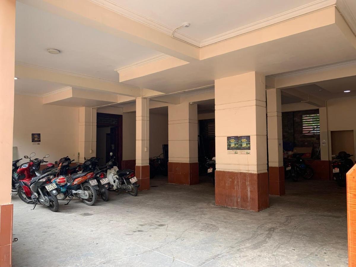 Ha Long Hotel Thu Duc Hcmc Ho Chi Minh-staden Exteriör bild